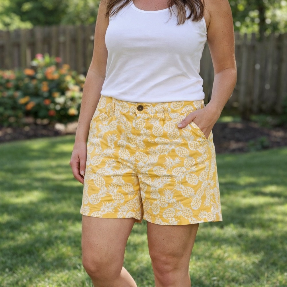 St. John's Bay Shorts Women 12 Yellow Pineapple Print 7 Inch Inseam Cotton Blend
